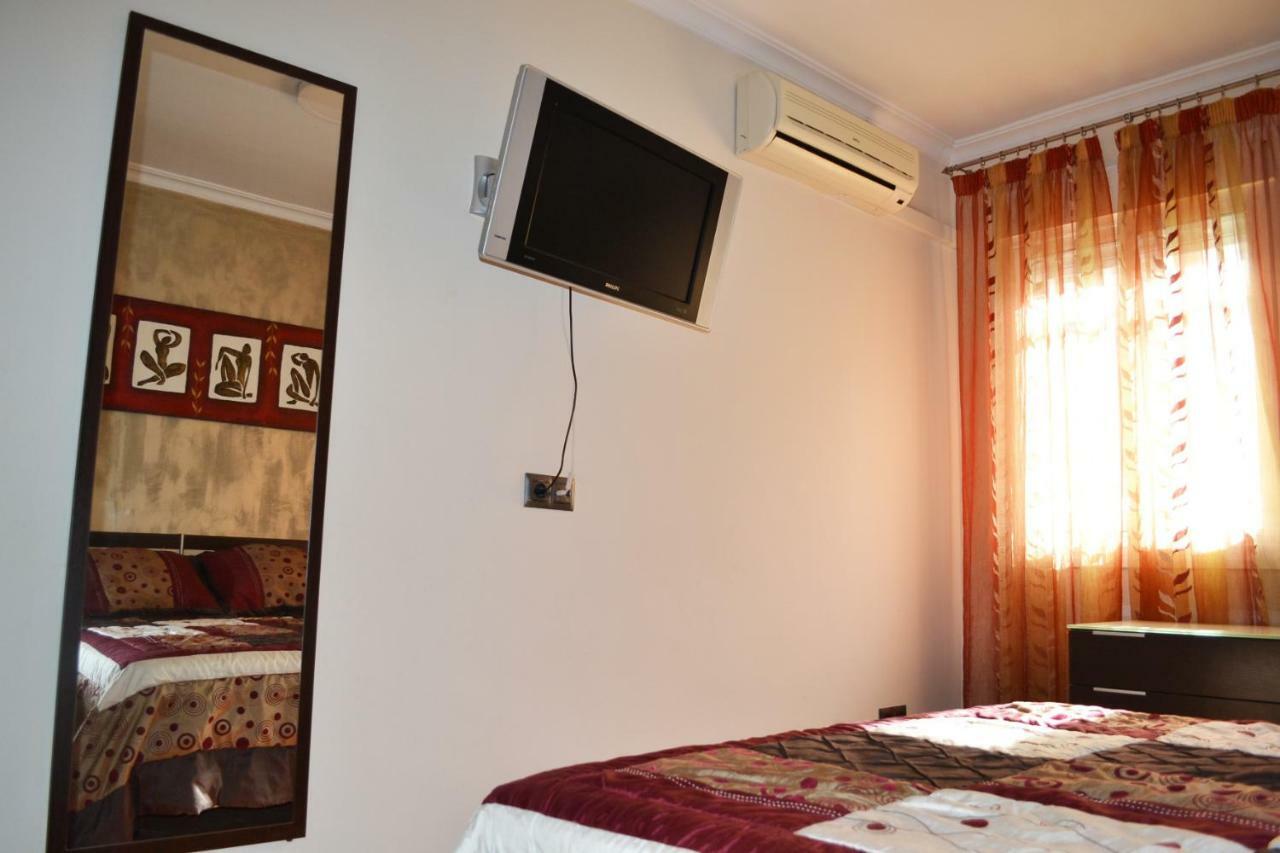 Apartamento Acogedor, Excelente Ubicacion, 10 Min Centro Apartment Севиля Екстериор снимка